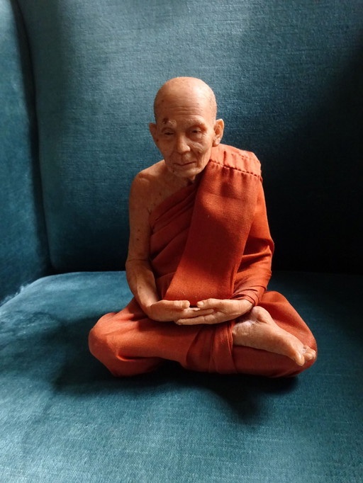 Thai Monk: Phra Luang Phor Mun