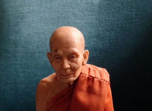 Thai Monk: Phra Luang Phor Mun