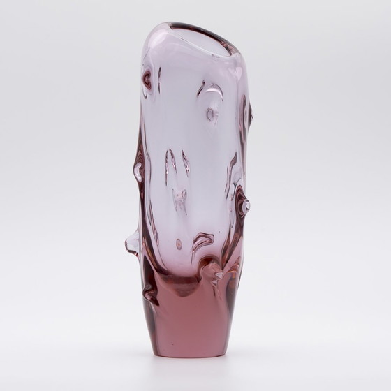 Image 1 of Mid-Century-Modern Miroslav Klinger Glass Vase Alexandrite Nubs Noppenglas H22Cm