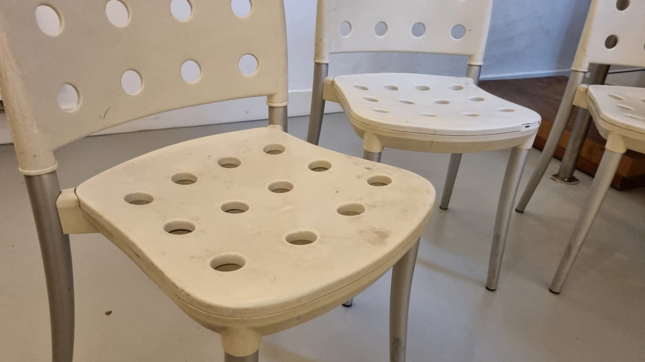 7x Antonio Citterio Halifax Minni Chair | €225 | Whoppah