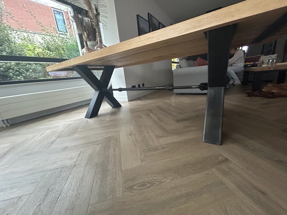 Image 1 of Goosens Robust Oak Table