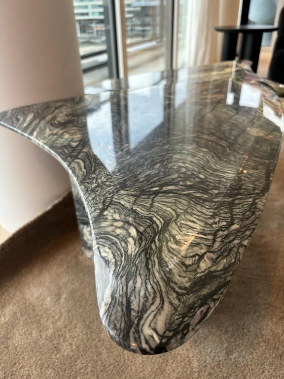 Image 1 of 2 tables basses design italiennes Luana Rosso