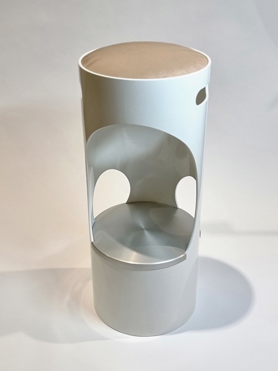 Image 1 of Nebu Holland Stool | Erik Van Buijtenen