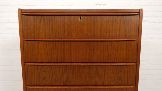 Image 1 of Vintage Danish Chest of Drawers | Teak | 6 Drawers | 104 Cm