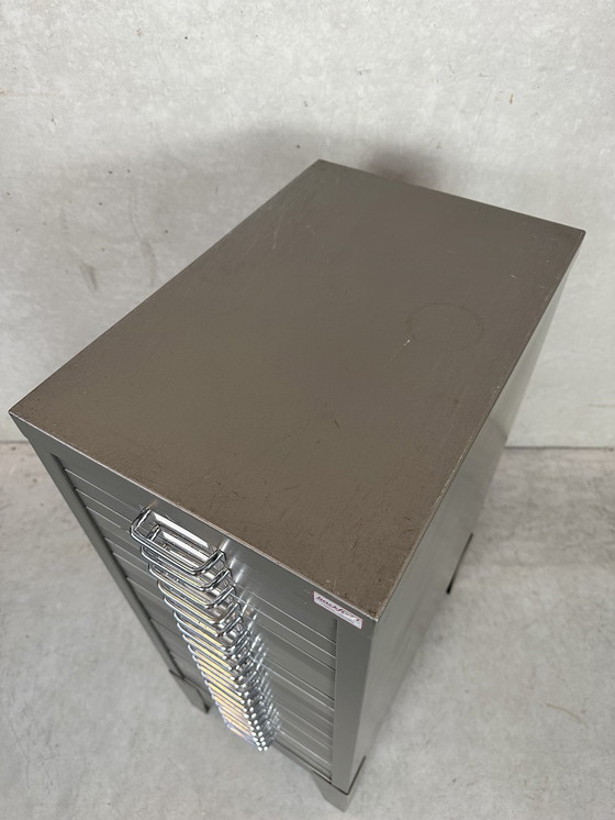 Image 1 of Robust Industrial Drawer Cabinet