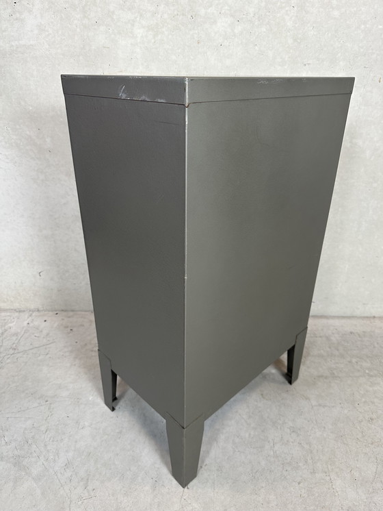 Image 1 of Robust Industrial Drawer Cabinet