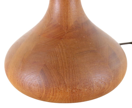 Image 1 of Lampe de table en bois de teck vintage