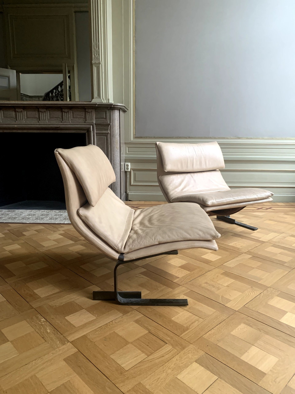 2 x Saporiti Italia, Onda chair, Giovanni Offredi | €2,500 | Whoppah