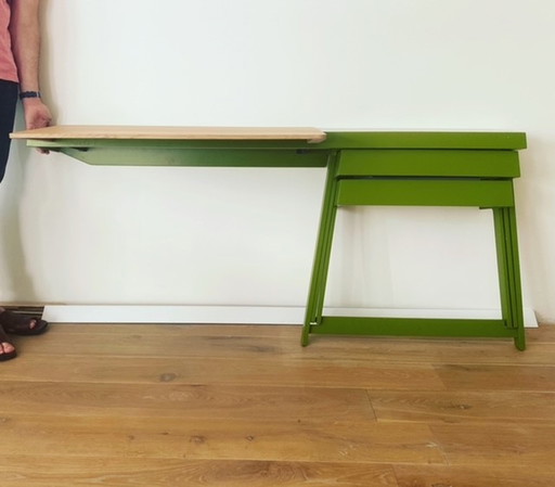 Arco Pivot Desk