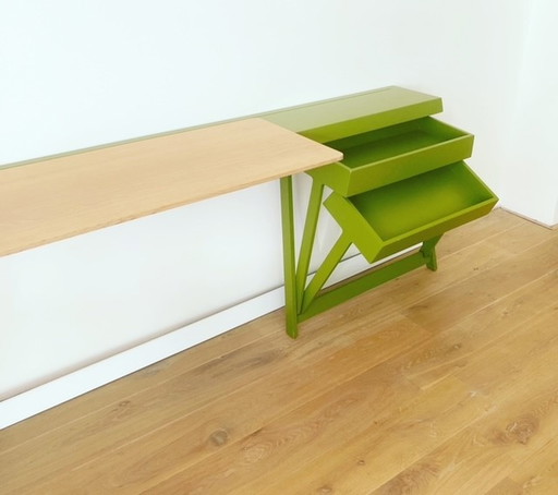 Arco Pivot Desk