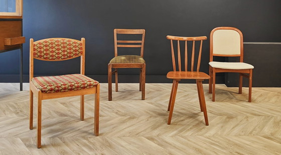 Image 1 of Quatre chaises de table de salle à manger Mid Century | Vintage - set de 4 chaises