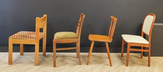 Image 1 of Quatre chaises de table de salle à manger Mid Century | Vintage - set de 4 chaises