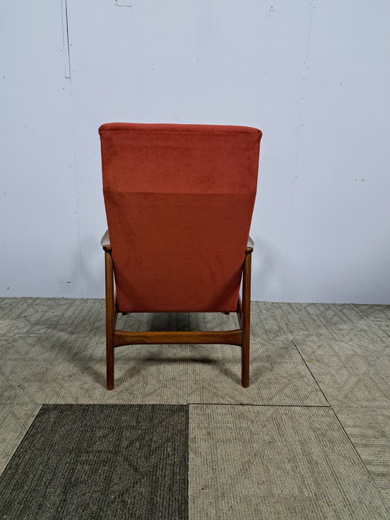 Image 1 of Beautiful vintage armchair