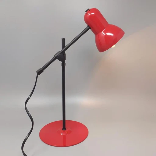 Massive desk lamp