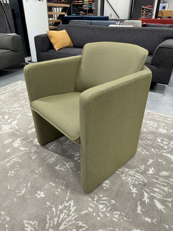 Image 1 of Evidence Leolux Saga Armchair green fabric