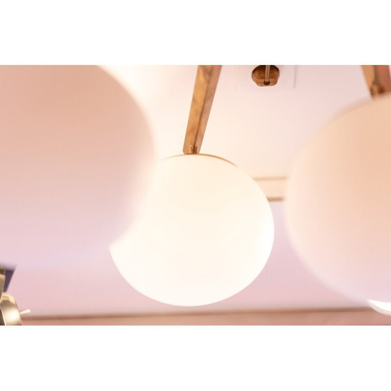 Image 1 of Vintage chandelier in brass and opaline glass, Italy