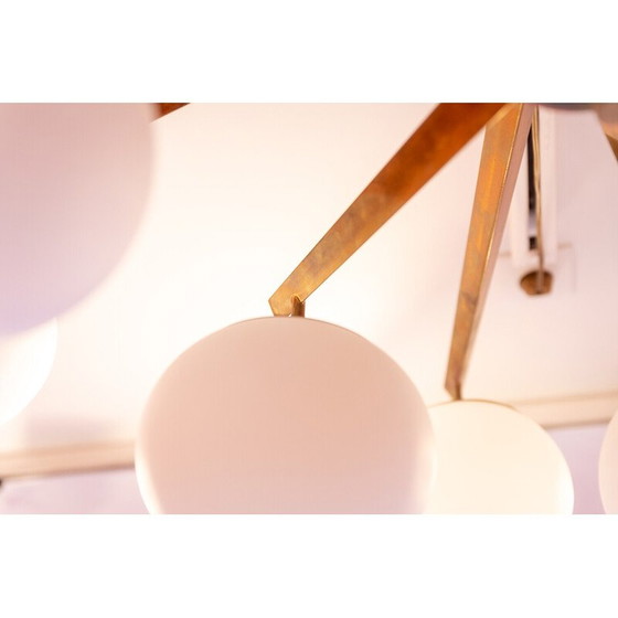 Image 1 of Vintage chandelier in brass and opaline glass, Italy