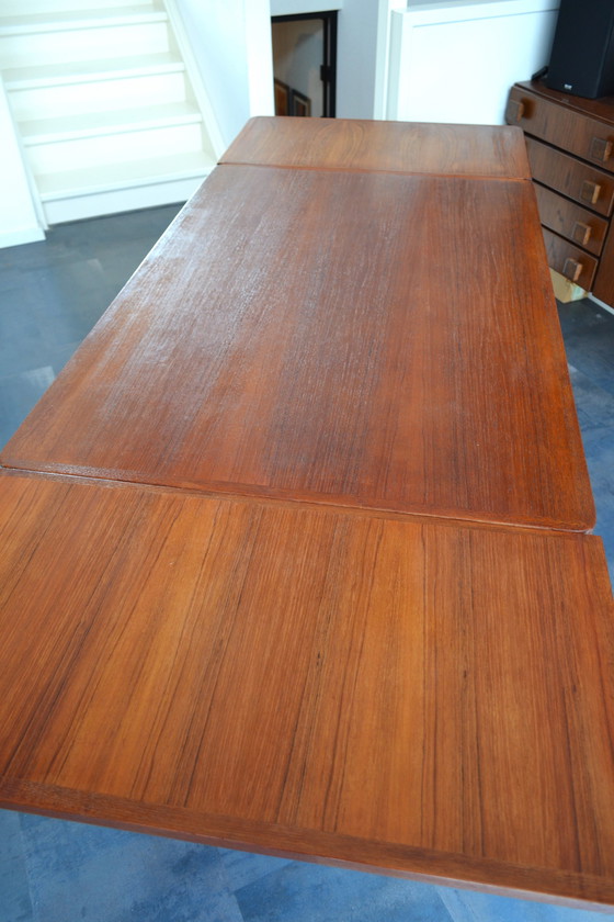 Image 1 of Pastoe dining table