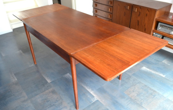 Image 1 of Pastoe dining table