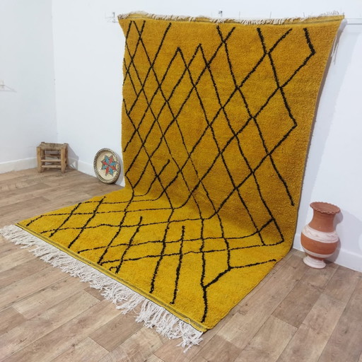 Moroccan Crafted Yellow Wool Carpet - Tapis Berbère Marocain Moutarde Artisanal En Laine