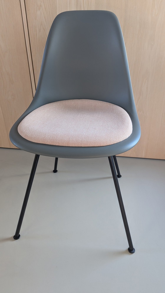 Image 1 of 2X Vitra Dsx Chair With Fixed Seat Cushion Gray/Nude Ivory