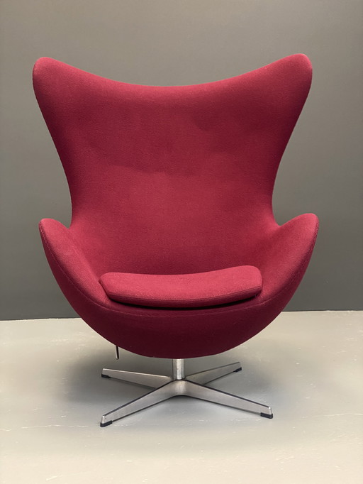 Arne Jacobsen Chaise à œuf