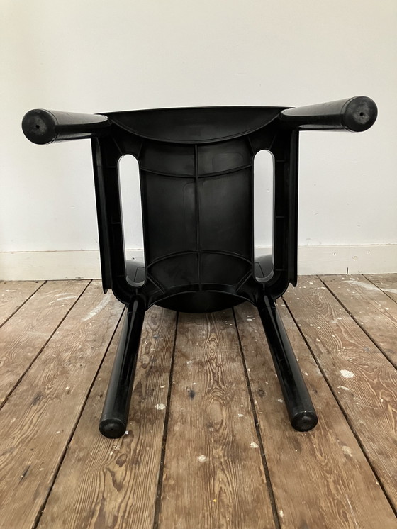 Image 1 of Kartell Plastic dining chair