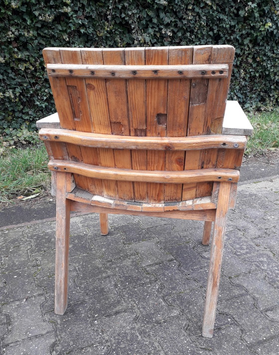 Image 1 of Fauteuil / chaise de salle à manger en bois de récupération