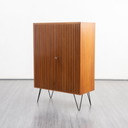 Credenza alta anni '60 con frontale a coste, teak, restaurata