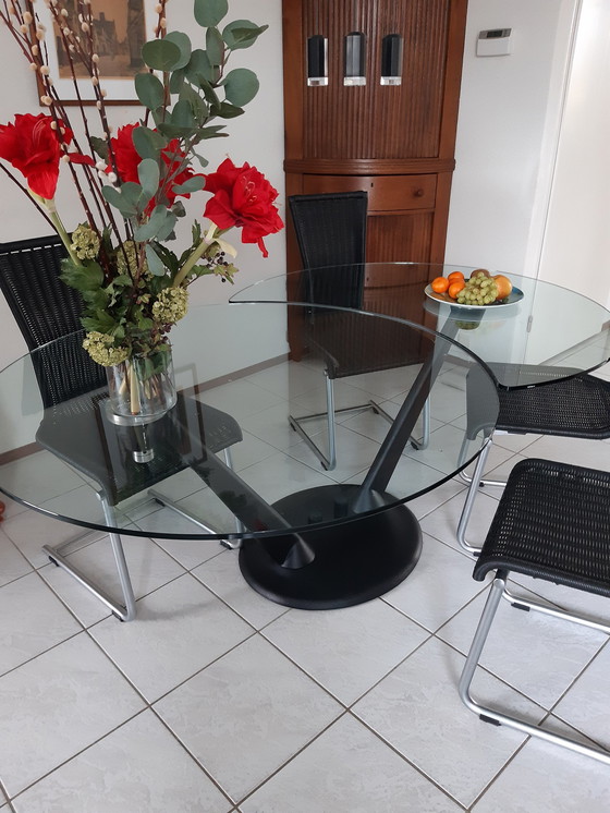 Image 1 of Design Dining Table, Round 1.20 + 70Cm To Extend.In Perfect Condition.