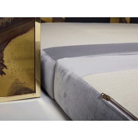 Image 1 of Vintage sofa bed in oxidized brass and velvet by Isabelle and Richard Faure for Maison Honoré, 1970
