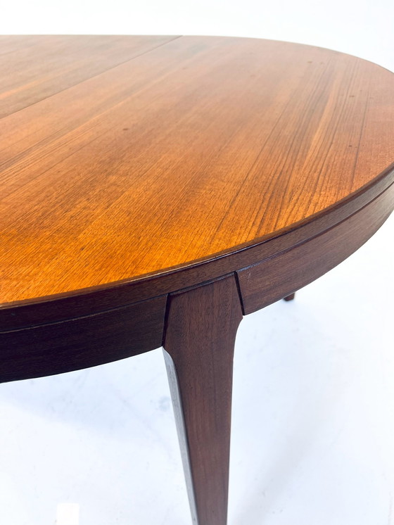 Image 1 of Extendable Danish dining table