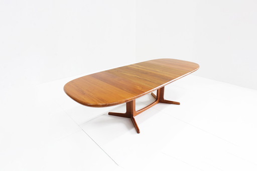 Table de salle à manger ovale vintage Glostrup Danish 1960s