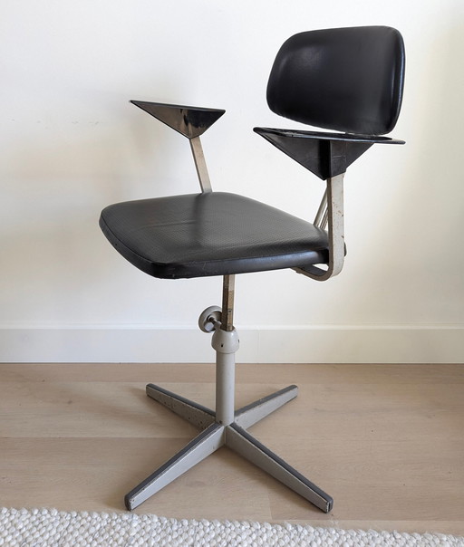 Ahrend The Circle Industrial Office Chair