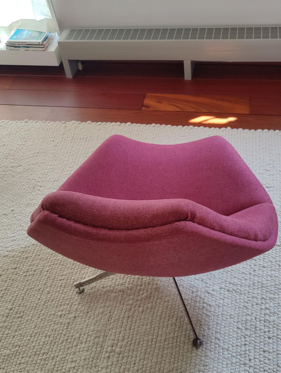 Image 1 of Fauteuil Artifort F512 avec pouf