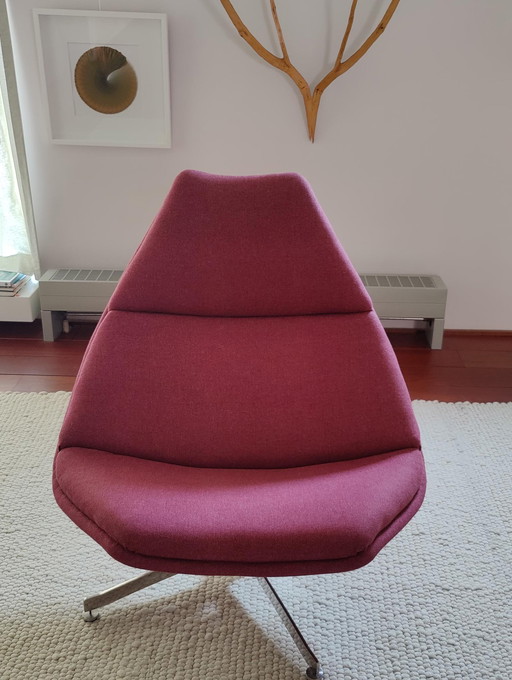 Fauteuil Artifort F512 avec pouf