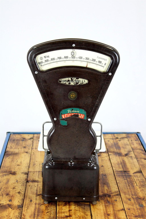 Large Bakelite Grocery Scale, 1930S