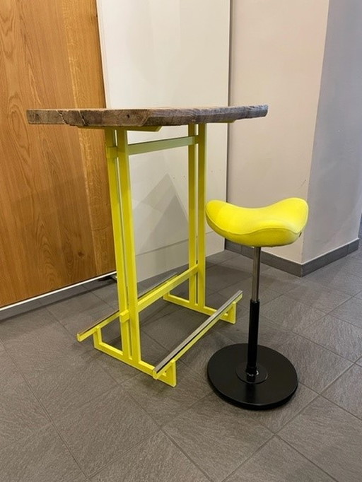 Designer standing desk with ergonomic Stools