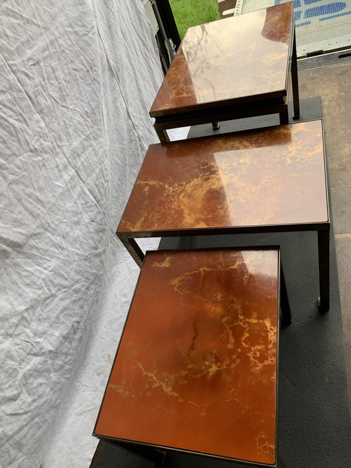 Nesting tables Jansen Laqueur 1970