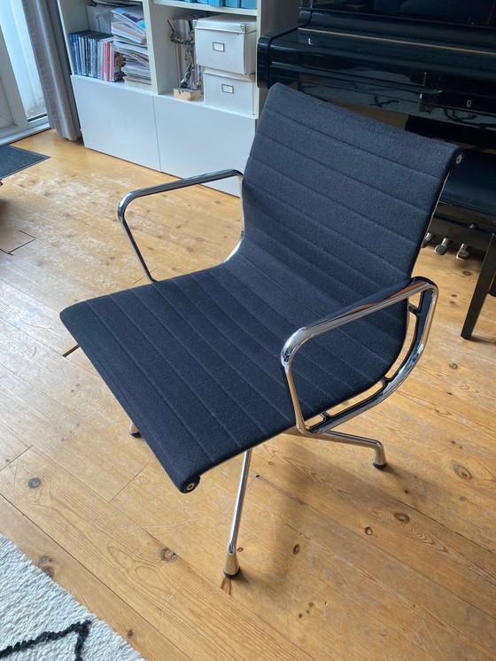 Image 1 of Vitra Eames chair EA 107 Alu-S