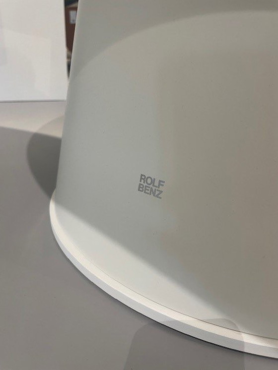 Image 1 of Rolf Benz Round Table 140Cm Show Model