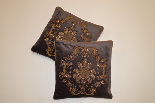 Cushion Velvet, Grey / Gold