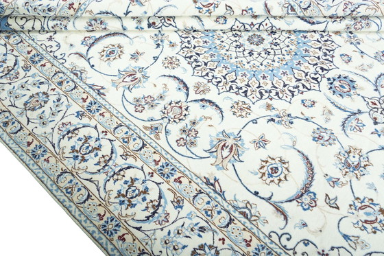 Image 1 of Alfombra oriental anudada a mano Nain 9 La con seda 345 x 257 cm 