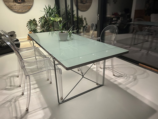 Ikea Moment Glas Table