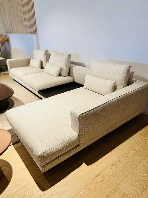 Molteni Sofa model Octave