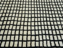 Alfombra bereber de lana blanca y negra (246 x 164 cm)