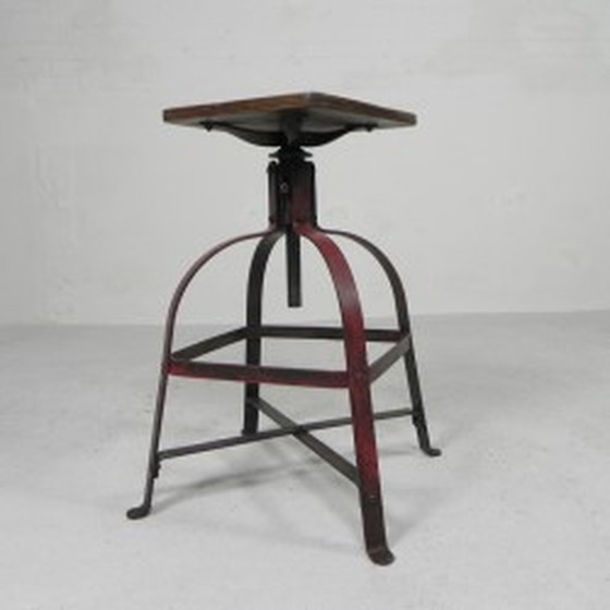 Image 1 of Chaise industrielle, tabouret, chaise d'atelier par Bienaise - années 1950