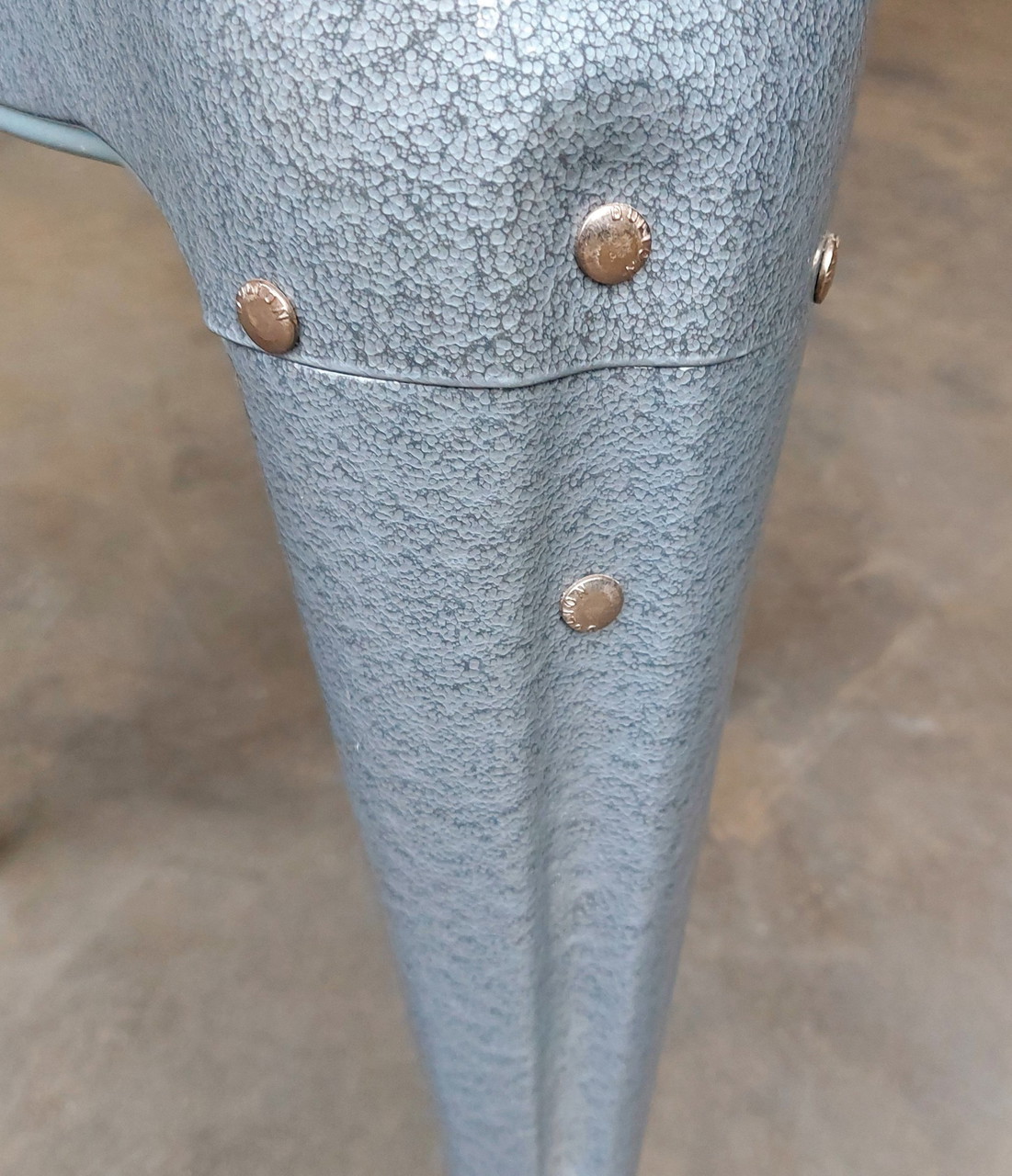 Dulton Wisdom Tooth Stool | As Good As New ! | €325 | Whoppah