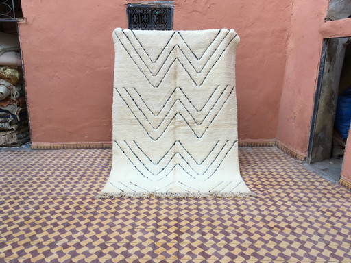 Moroccan Beni Ouarain Berber Carpet 237 X 167 Cm