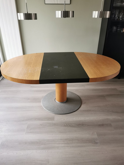 Arco Geos Table